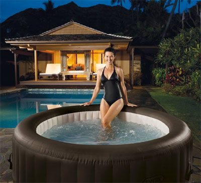 Inflatable hot tub features